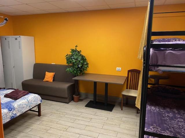Hostel Meridian Киев Экстерьер фото
